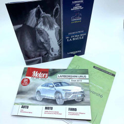 Brochure agrafée 8 à 52...